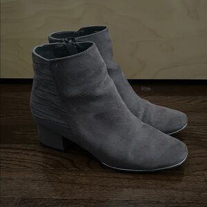 Kelly & Katie Bootie